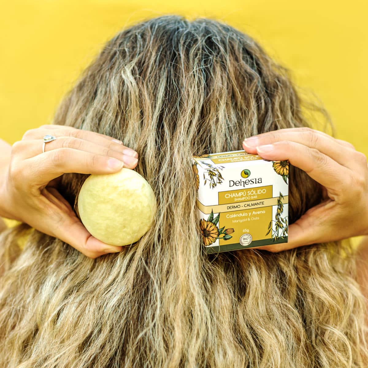 قشرة الرأس وتقشير. العلاجات في iunatural