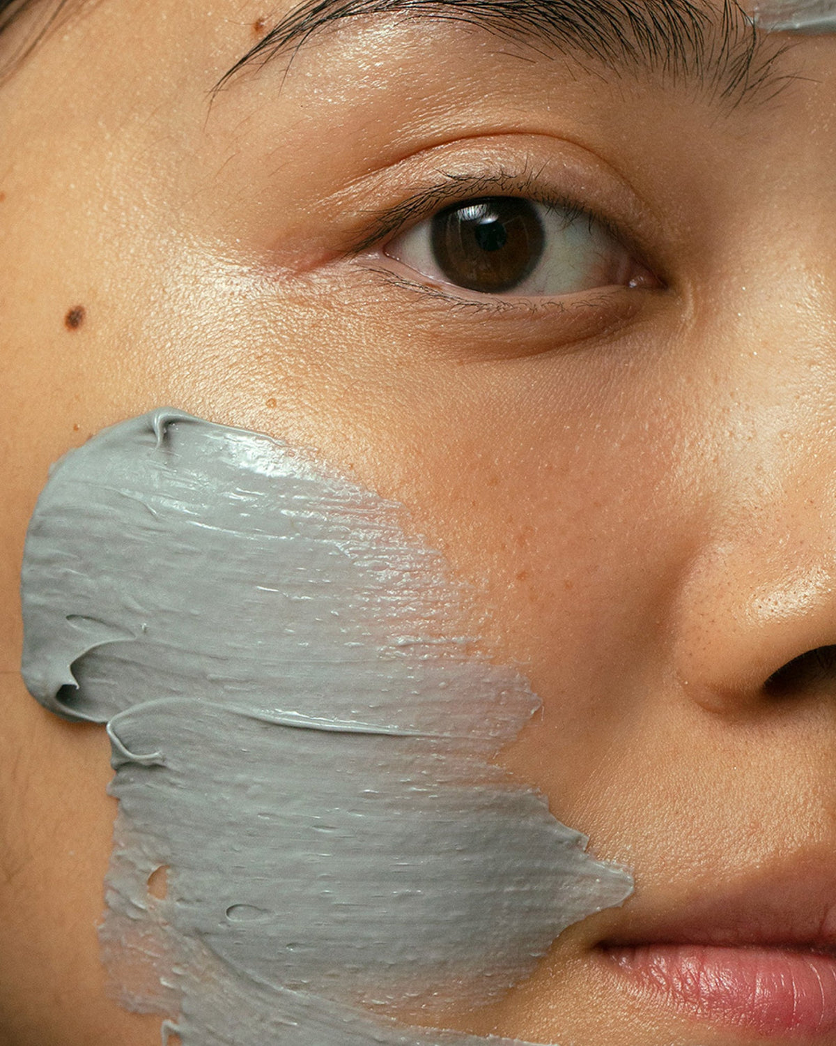Mádara Peel Mascarilla Exfoliante de Arcilla AHA 60ml - foto 2
