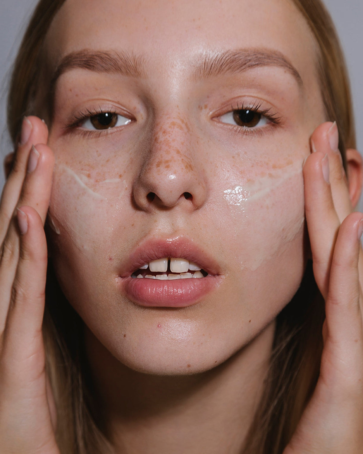 Mádara Acne Fluido Hidratante Equilibrante 40ml - MÁDARA - cosmética natural