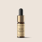 rasco de 10 ml de Aceite Esencial de Incienso (Frankincense), con gotero. Producto de pureza 100% natural, ideal para aromaterapia y cuidado de la piel.