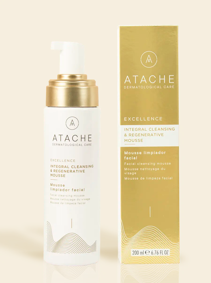 Espuma Limpiadora Regenerativa para limpieza facial y cuidado de la piel.