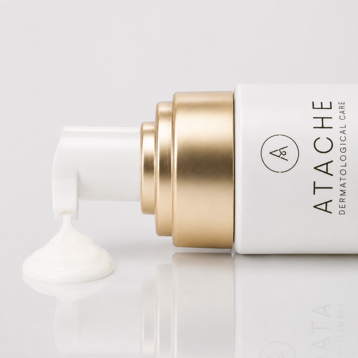 Atache Excellence integralna pjena za čišćenje i regeneraciju 200 ml