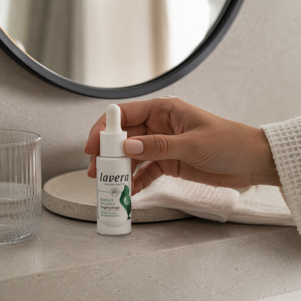 Lavera Contorno de Ojos Crema Barrier Balance 15ml - LAVERA - cosmética natural