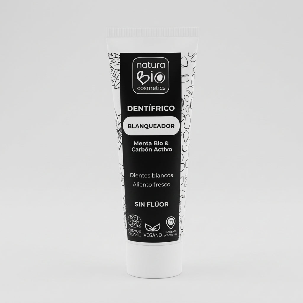 NaturaBIO Pasta de Dientes Blanqueadora con Carbón Activo y Menta 75ml - NATURABIO COSMETICS - cosmética natural